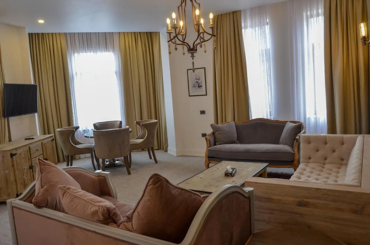 Shirvanshah Hotel Баку