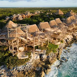 https://cabanas-azulik.quintano-roohotels.com